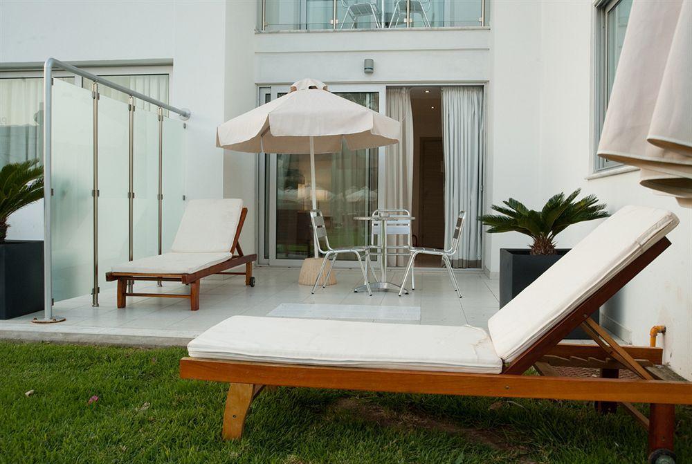 Frixos Suites Hotel Apartments Larnaca Luaran gambar