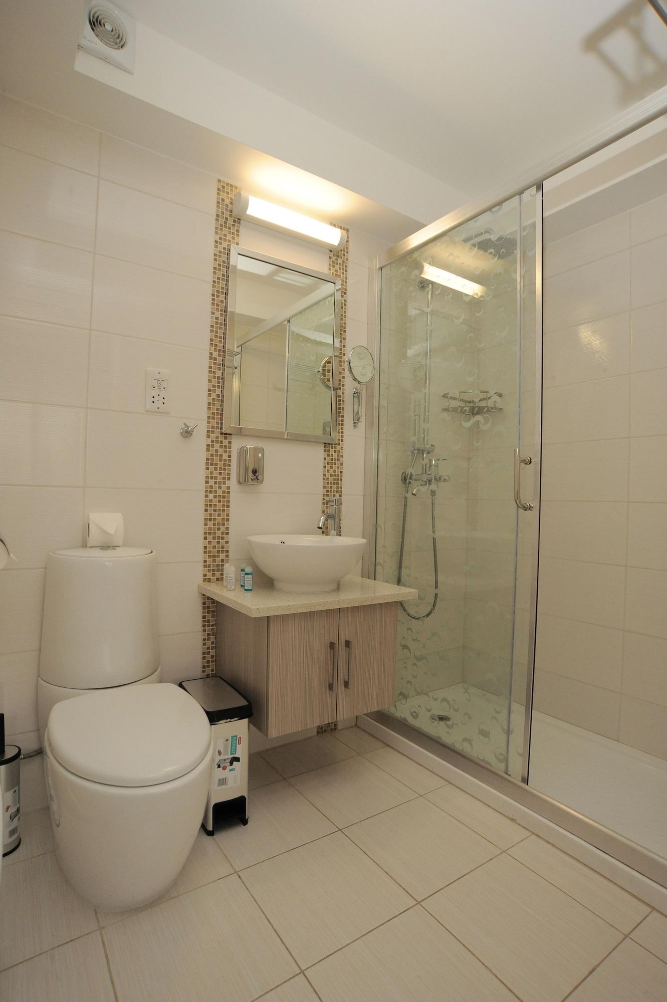 Frixos Suites Hotel Apartments Larnaca Luaran gambar