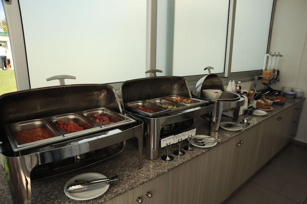 Frixos Suites Hotel Apartments Larnaca Luaran gambar